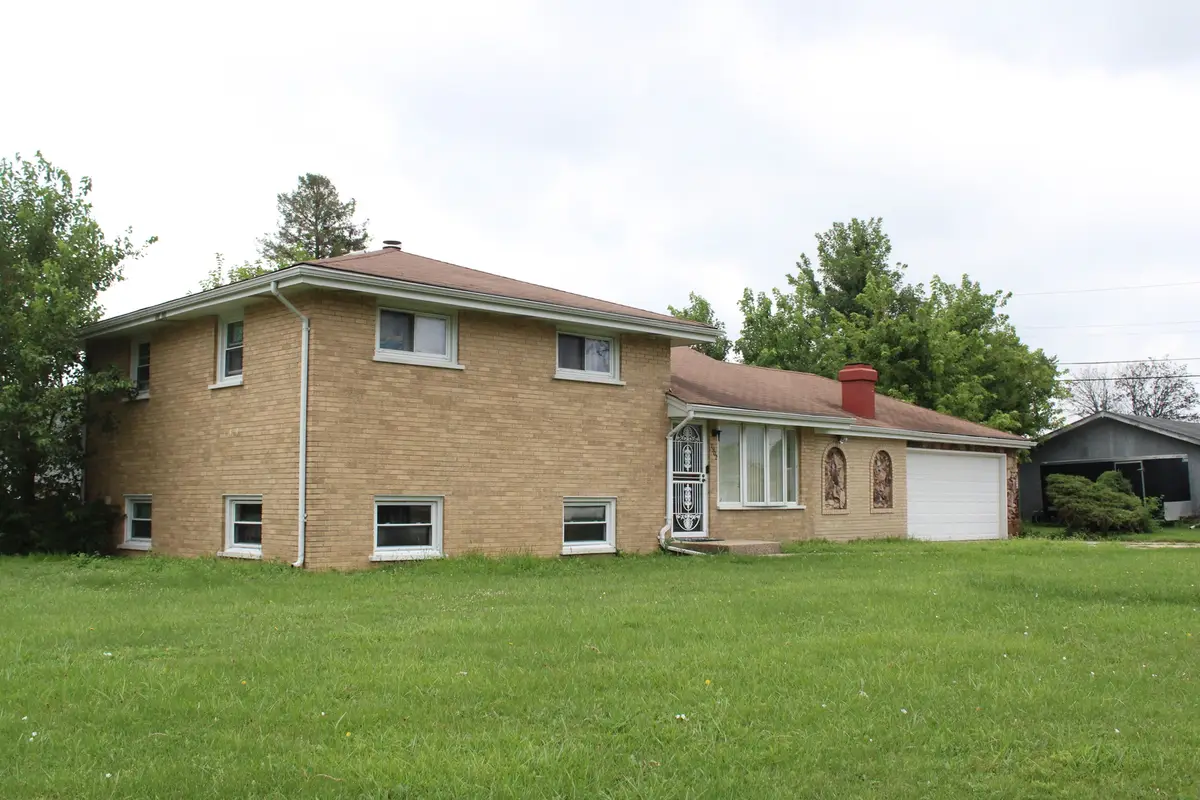 7902 W 77th Street, Bridgeview, IL 60455 - #1