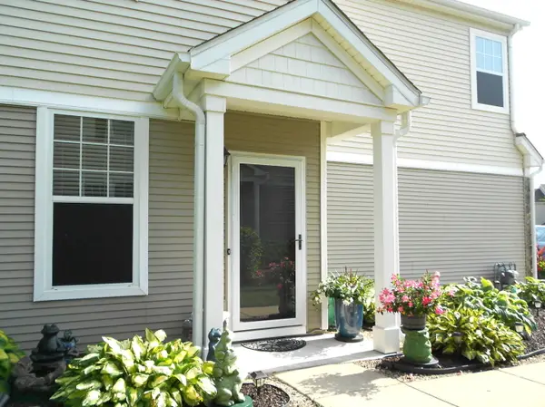 1950 Cobblestone Drive, Carpentersville, IL 60110