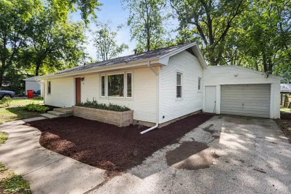 713 Southwest Drive, Champaign, IL 61820