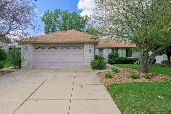 7502 W Lakeside Drive, Frankfort, IL 60423