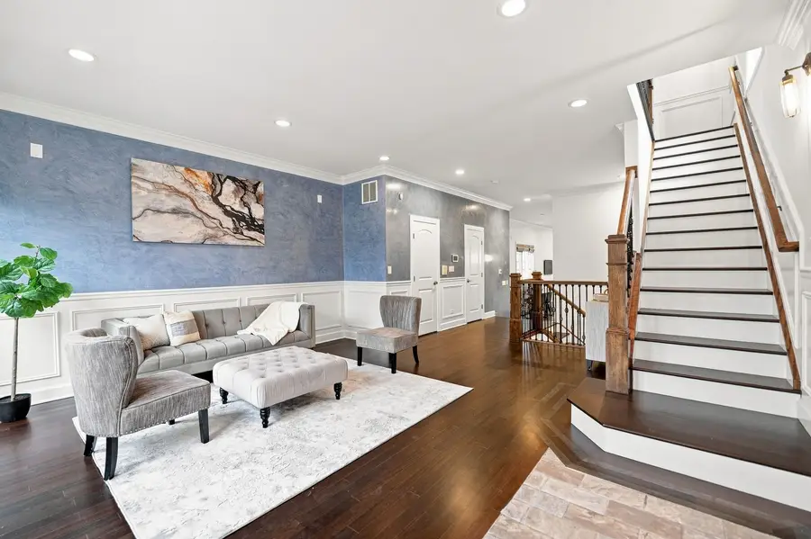4106 N Saint Louis Avenue, Chicago, IL 60618 - #3