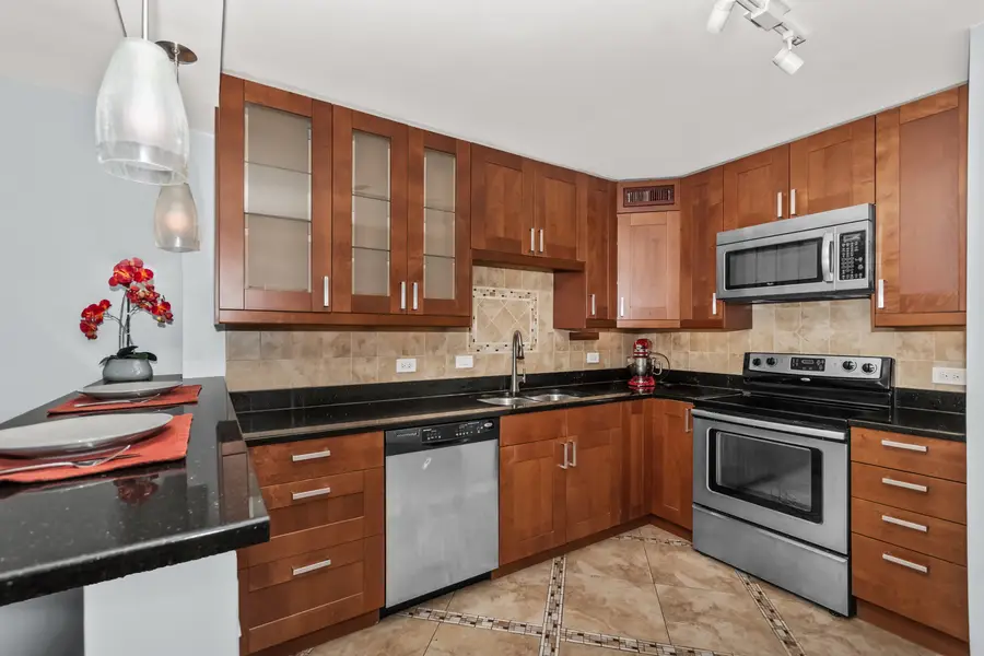 5855 N Sheridan Road #19F, Chicago, IL 60660 - #2