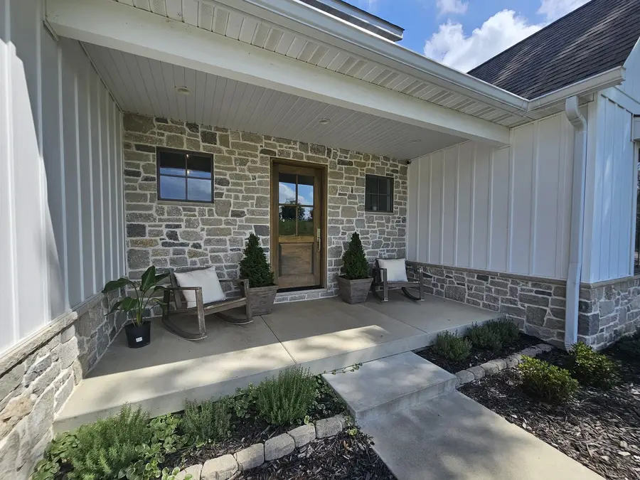 5384 E Houston Road, Woodlawn, IL 62898 - #3