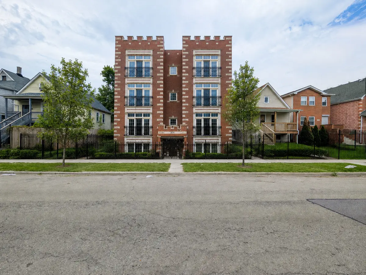 9415 S Burnside Avenue, Chicago, IL 60619 - #1