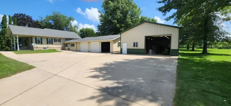 1654 Hoover Road, Deer Grove, IL 61243 - #2