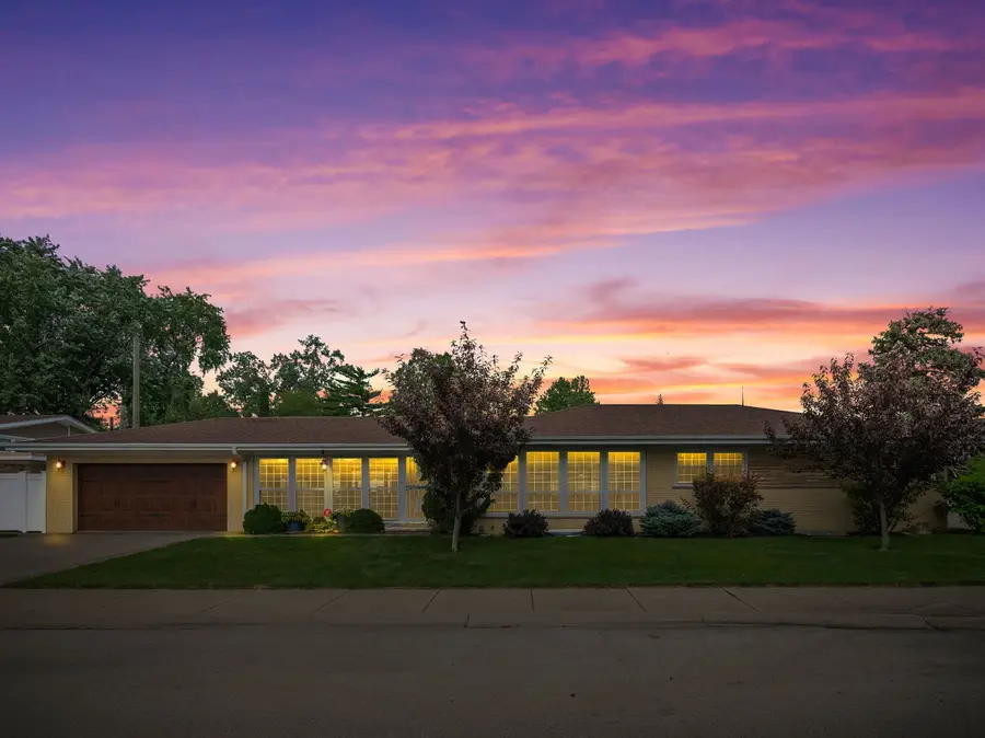 6301 N Keating Avenue, Chicago, IL 60646 - #2