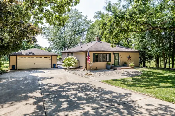 5216 Riverview Drive, Lisle, IL 60532