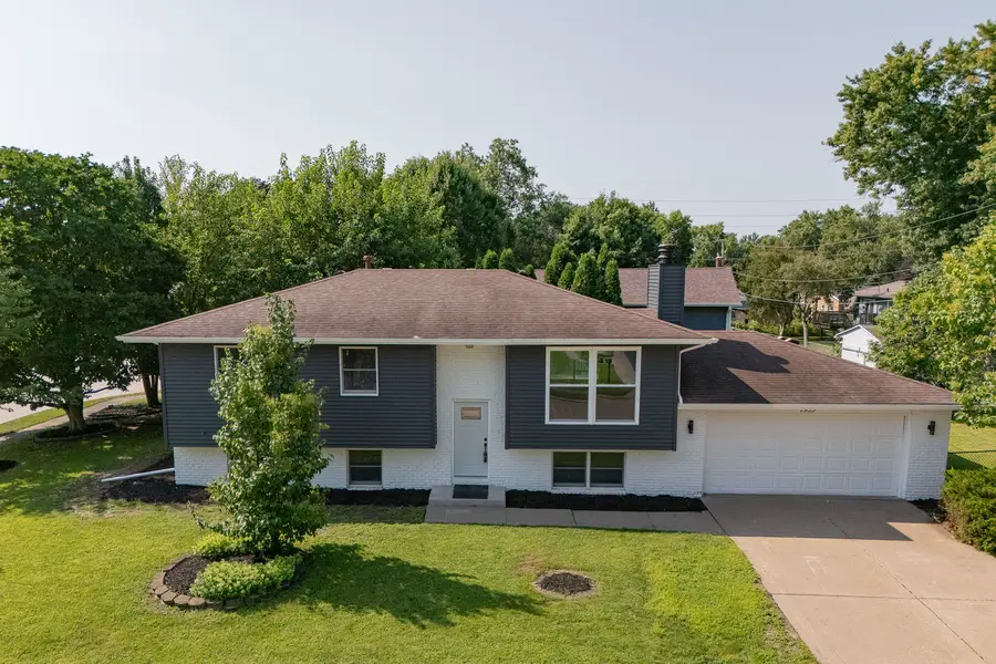 1955 Danbury Drive, Bettendorf, IA 52722 - #2