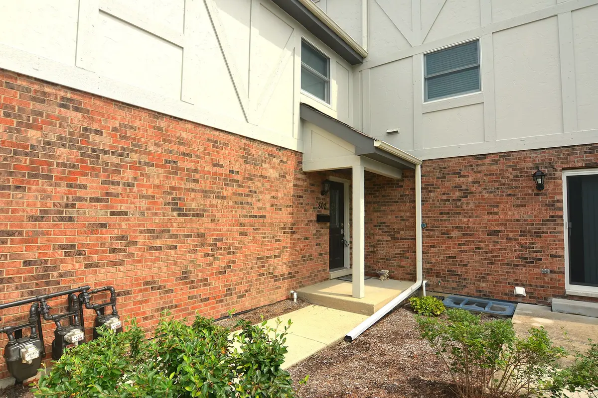 802 E Hillside Avenue, Barrington, IL 60010 - #1