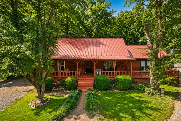690 Ganntown Lane, Grantsburg, IL 62943