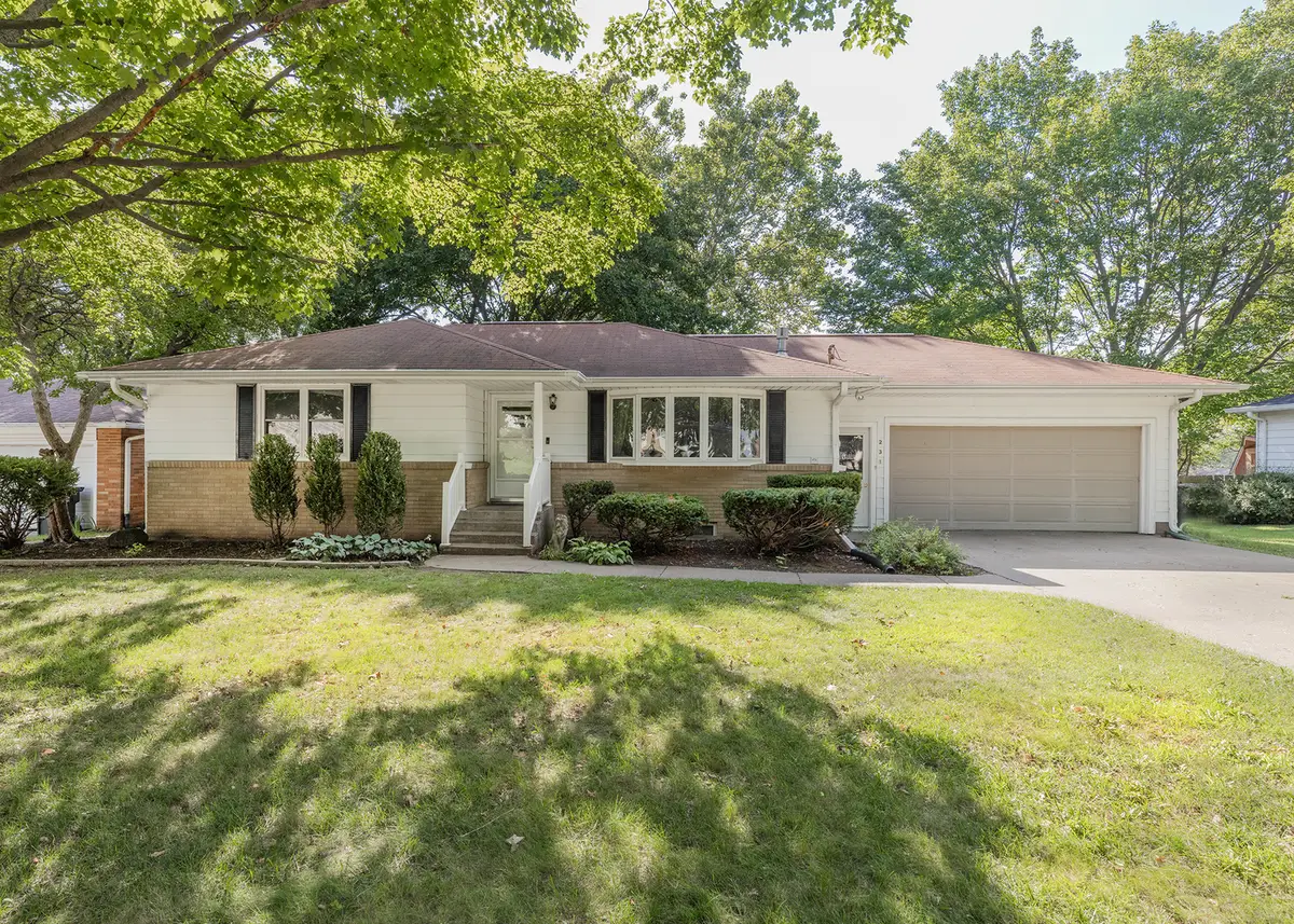 231 Hillcrest Drive, Geneseo, IL 61254 - #1