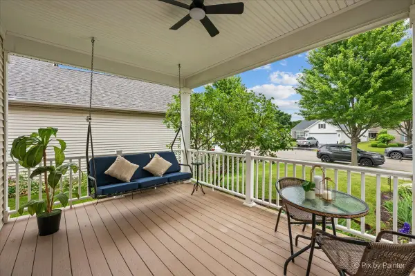 13215 Oakwood Avenue, Huntley, IL 60142