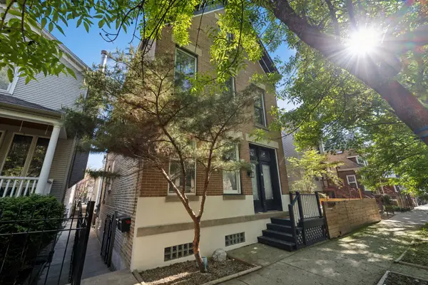 2307 W Melrose Street #F, Chicago, IL 60618