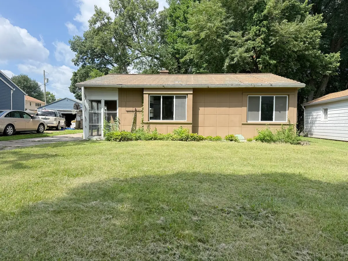 2113 22 1/2 Avenue, Rock Island, IL 61201 - #1