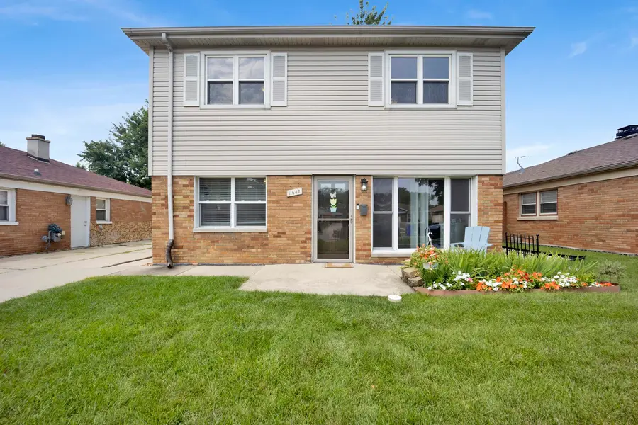 11642 S Meadow Lane Drive, Merrionette Park, IL 60803 - #2