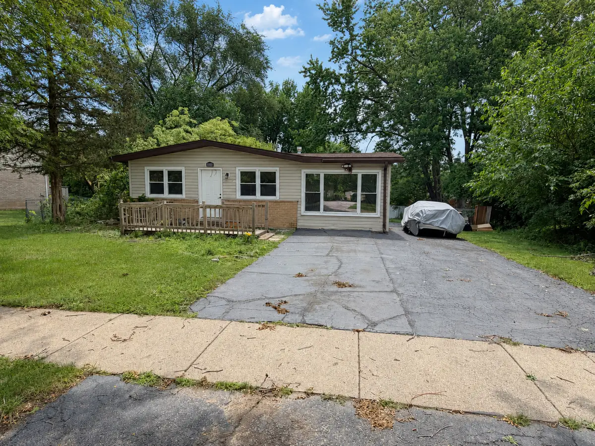 2039 Cherry Avenue, Hanover Park, IL 60133 - #1