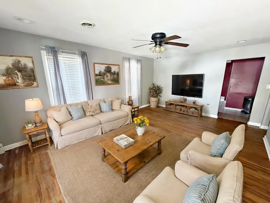 214 W 19th Street, Metropolis, IL 62960 - #2