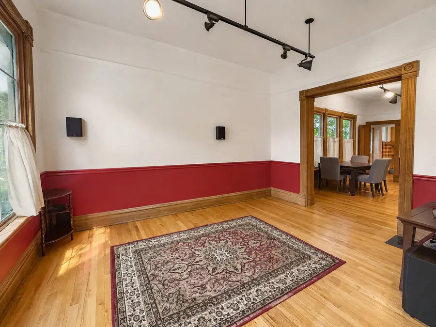 1013 Simpson Street, Evanston, IL 60201 - #3