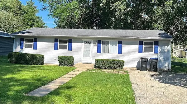 4812 W Howard Street, McHenry, IL 60051