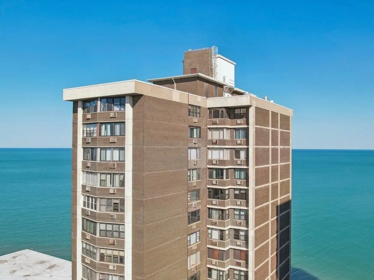 6325 N Sheridan Road #2106, Chicago, IL 60660 - #1