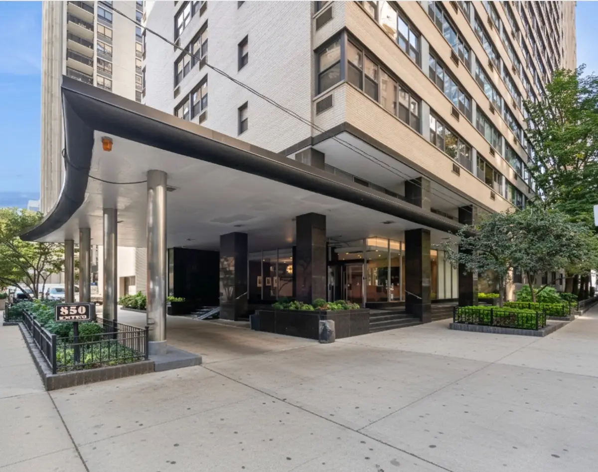 850 N Dewitt Place #10G, Chicago, IL 60611 - #1