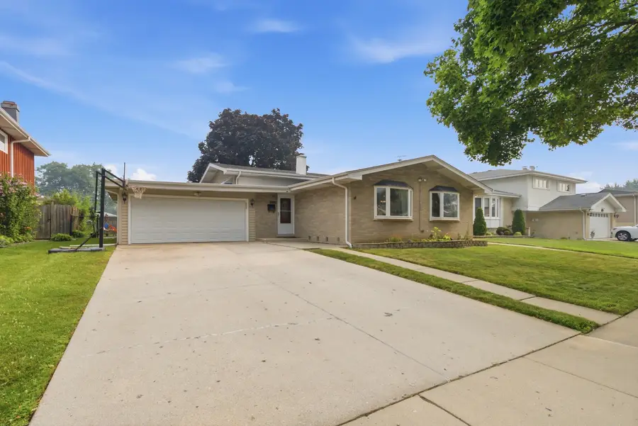 7928 Arcadia Street, Morton Grove, IL 60053 - #3