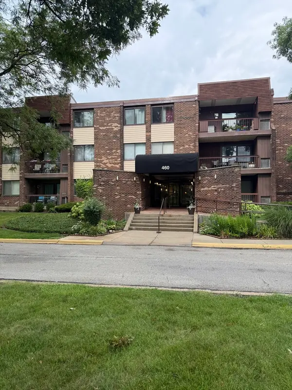 460 Raintree Court #2G, Glen Ellyn, IL 60137