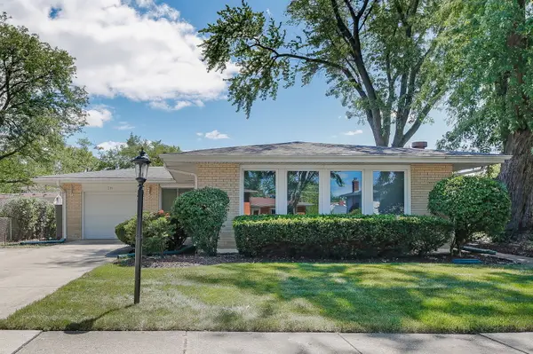 281 Diamond Head Drive, Des Plaines, IL 60018