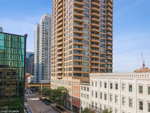 200 N Jefferson Street #2404, Chicago, IL 60661