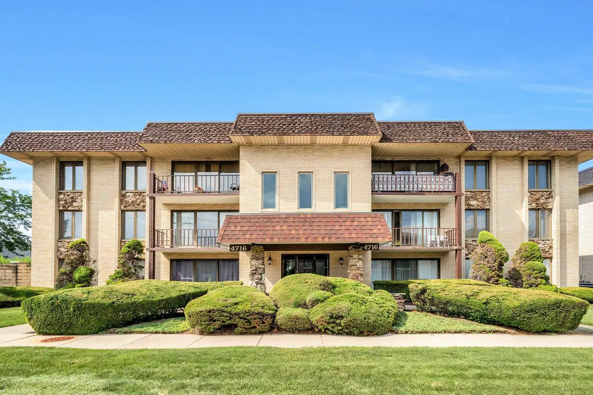 4716 W 106th Place #1C, Oak Lawn, IL 60453 - #1