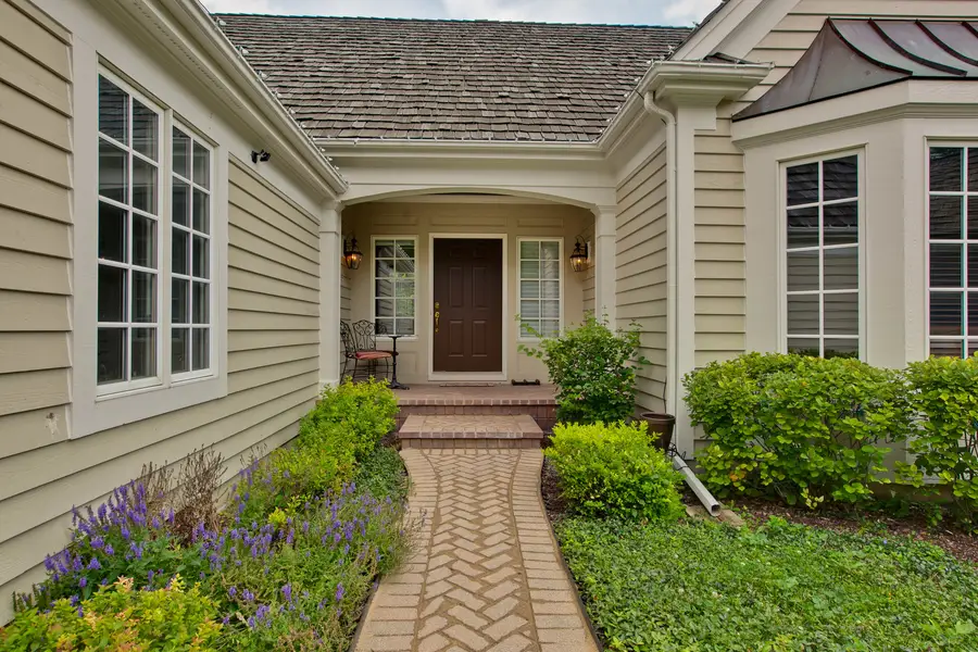 655 S Buckingham Court, Lake Forest, IL 60045 - #2