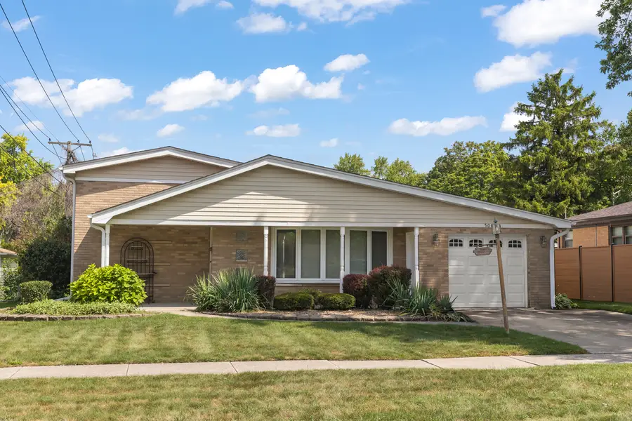 5004 W 107th Street, Oak Lawn, IL 60453 - #2