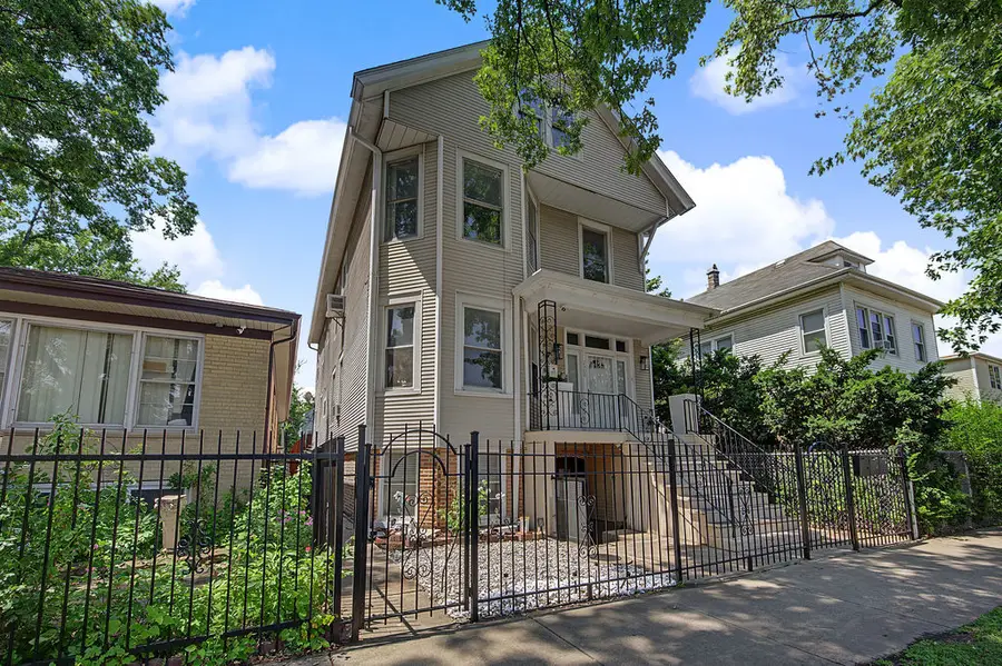 2304 N Monitor Avenue, Chicago, IL 60639 - #3