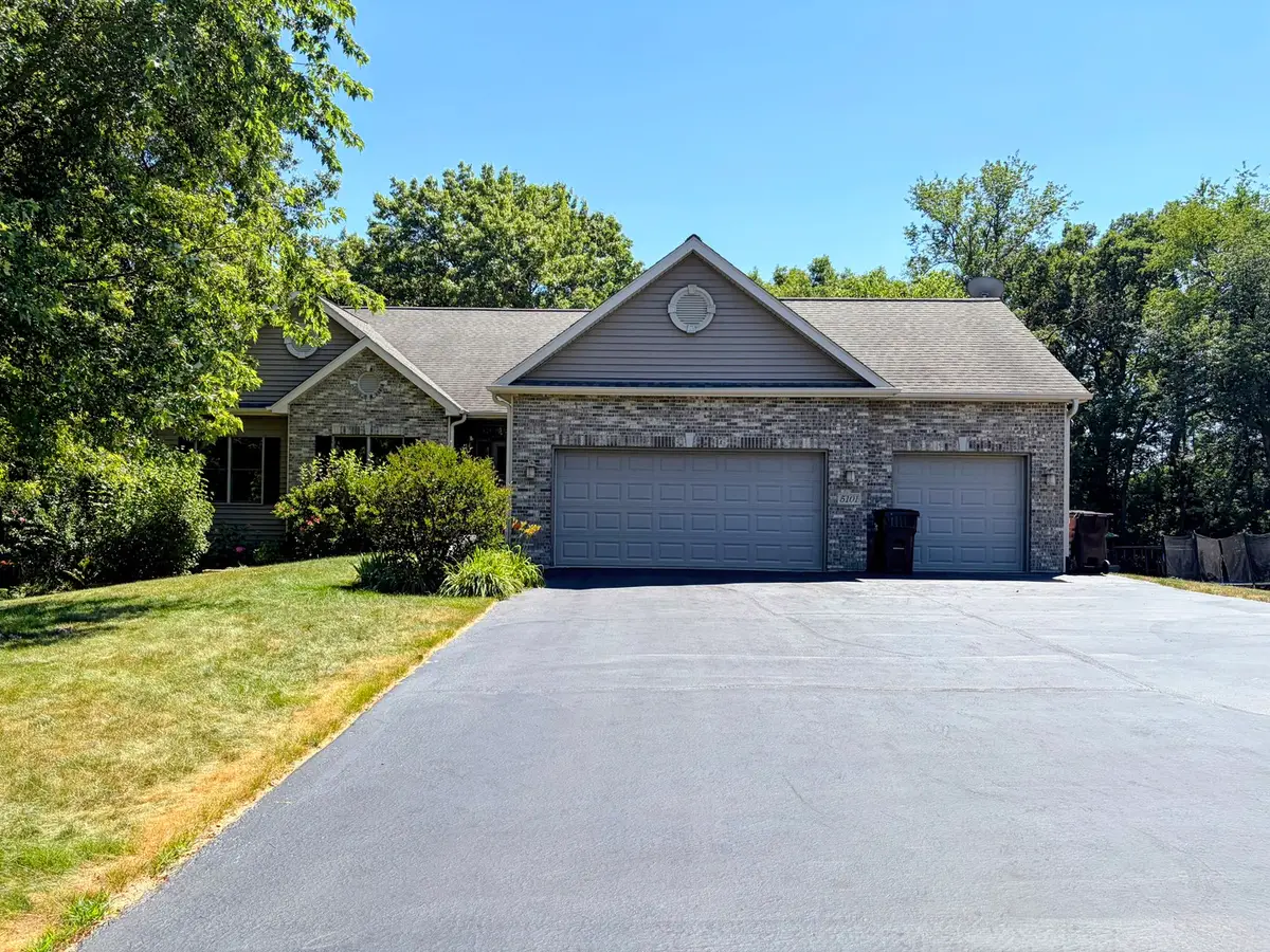 5101 Eagles Roost, Richmond, IL 60071 - #1