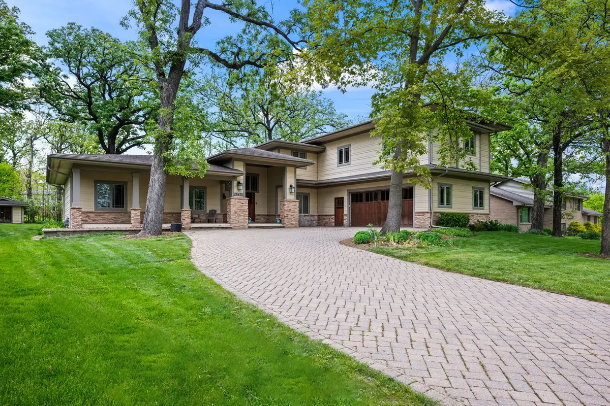 23W212 Blackcherry Lane, Glen Ellyn, IL 60137 - #1