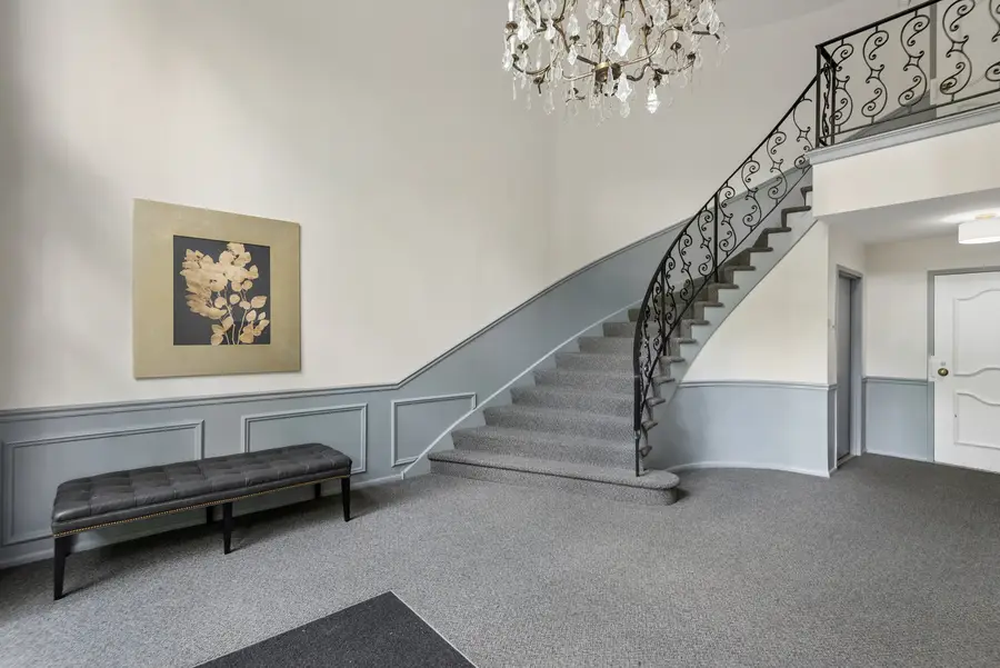 1240 Park Avenue #331, Highland Park, IL 60035 - #2