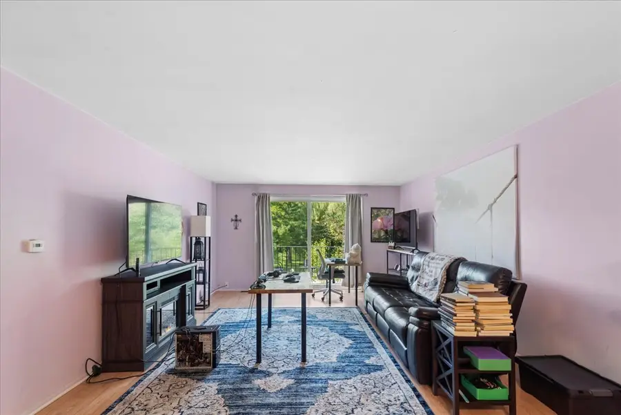 1240 Park Avenue #331, Highland Park, IL 60035 - #3