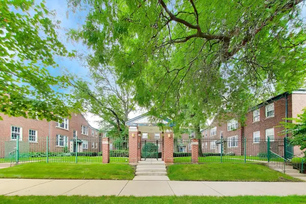 2417 W Fitch Avenue #1, Chicago, IL 60645