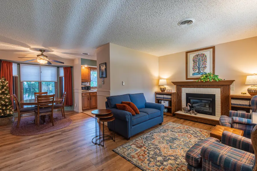 301 9th Street, Mendota, IL 61342 - #3