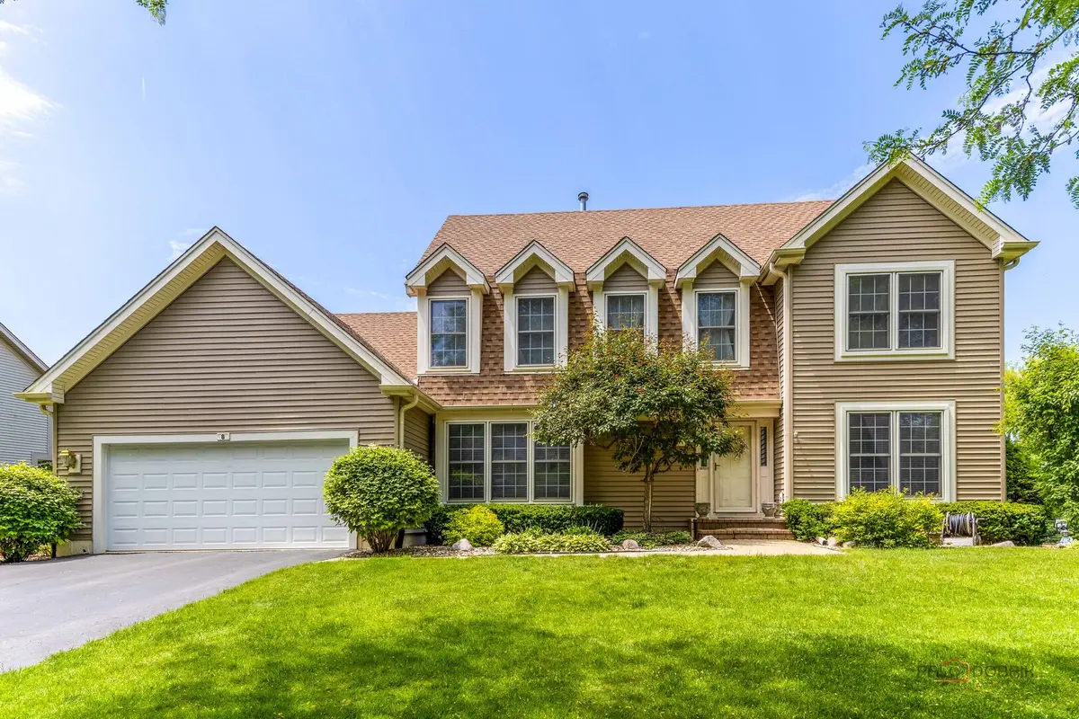 8 N Old Creek Road, Vernon Hills, IL 60061 - #1