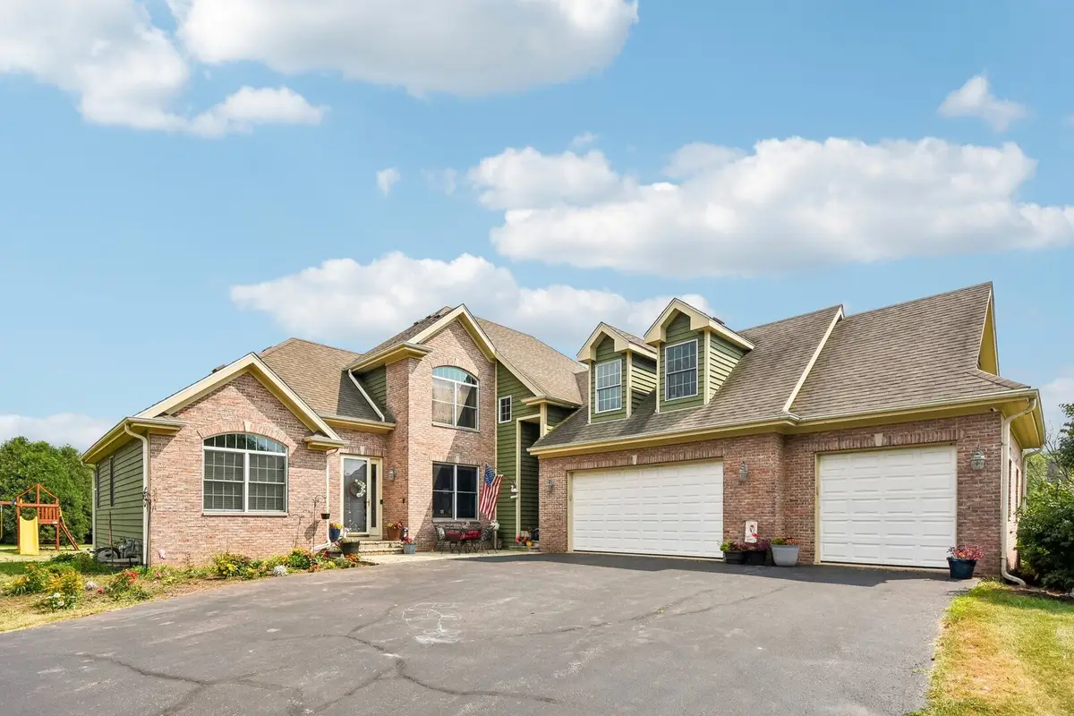 7202 Paulson Drive, Marengo, IL 60152 - #1