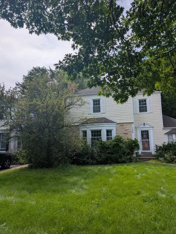Address Withheld By Seller, Park Ridge, IL 60068