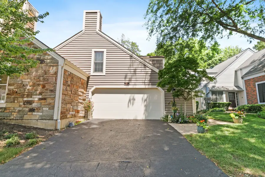 30 Whittington Crse, Saint Charles, IL 60174 - #2