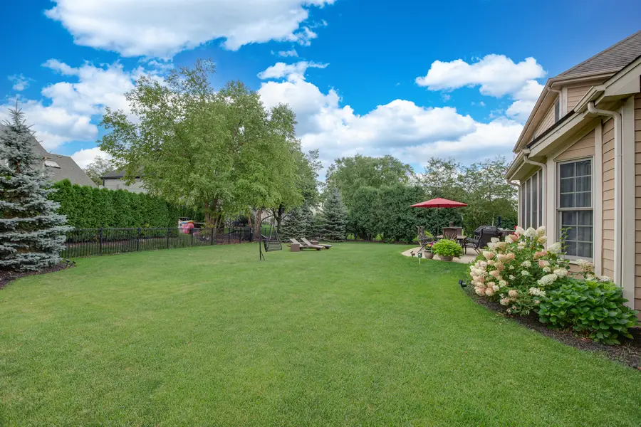 2423 Bainbridge Boulevard, West Chicago, IL 60185 - #3