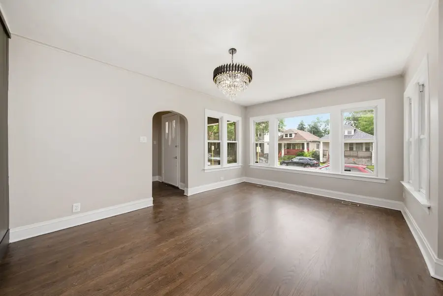 10742 S Prairie Avenue, Chicago, IL 60628 - #2