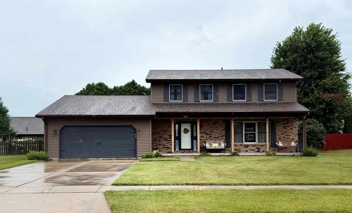 1216 N 14th Street, Rochelle, IL 61068 - #1