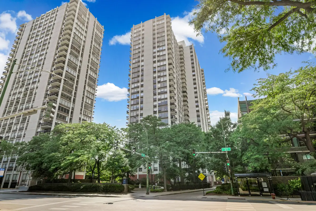 1460 N Sandburg Terrace #711, Chicago, IL 60610 - #1