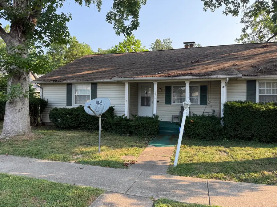 810 E 7th Street, Centralia, IL 62801 - #2