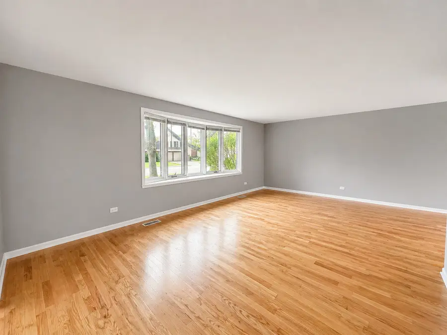 1106 Westfield Lane, Schaumburg, IL 60193 - #2
