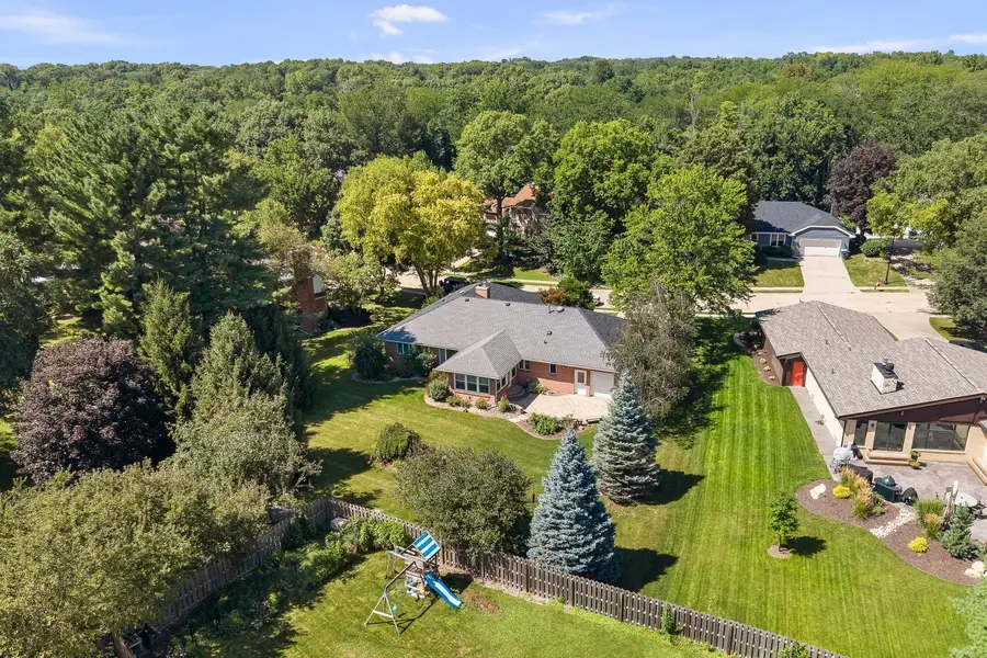 10 Deer Run, Rock Island, IL 61201 - #2